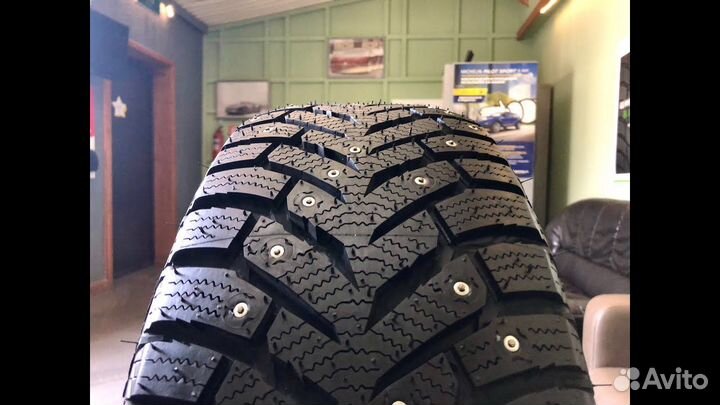 Toyo Observe Ice-Freezer 275/50 R21 113T