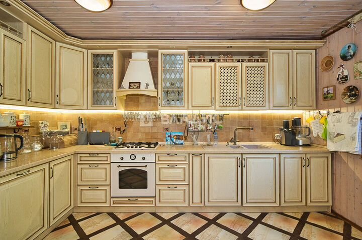 Дом 173 м² на участке 47 сот.