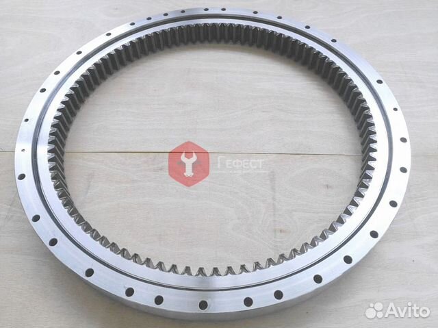 Опорно-поворотный круг Hyundai R300-9S 81N8-00023