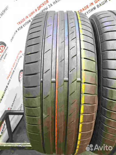 Kumho Ecsta PS71 215/55 R17 94W