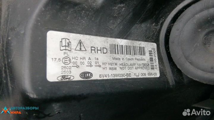 Фара левая Ford Kuga 2008