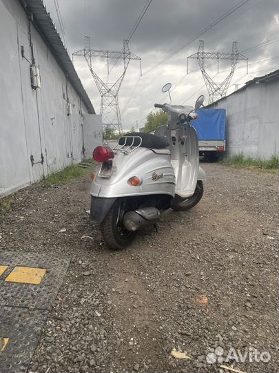 Скутер suzuki verde