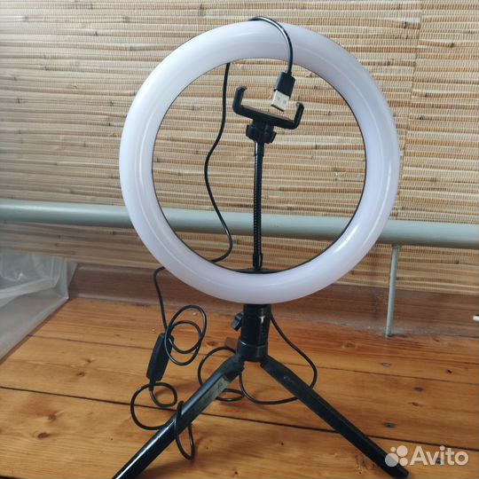 Селфи-кольцо на штативе 26 см/10