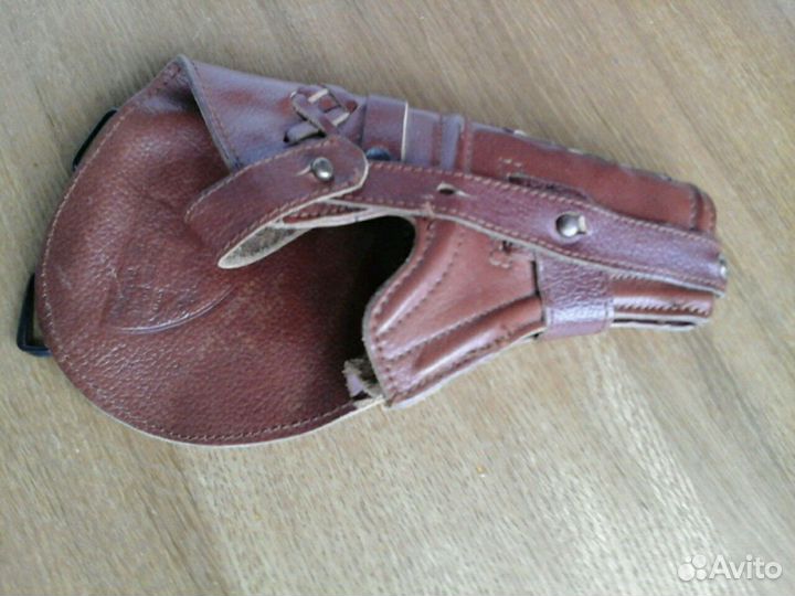 Пистолетная кобура скрытого ношения