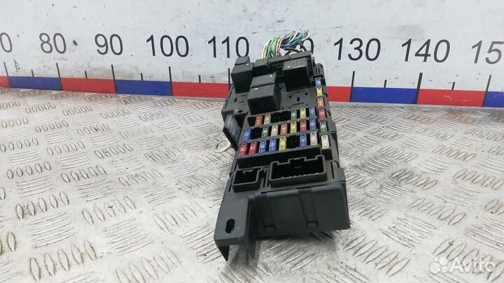 Блок предохранителей Volvo S80