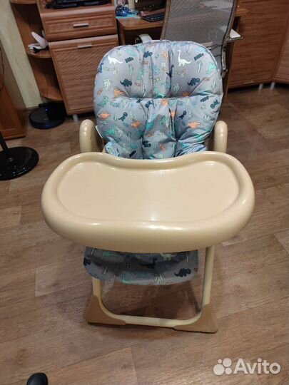 Детский стульчик для кормления