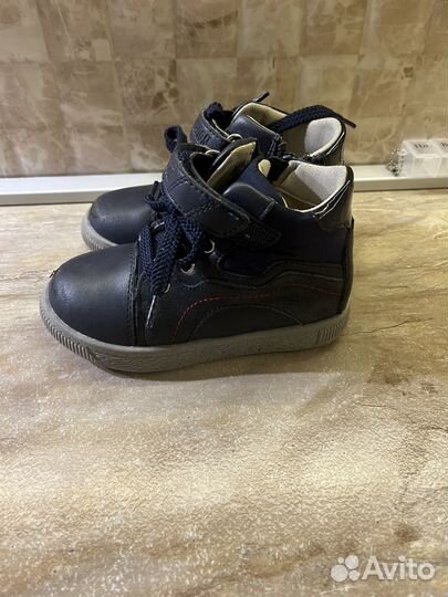 Ботинки демисезонные для девочки 24 размер