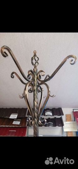 Кованная вешалка