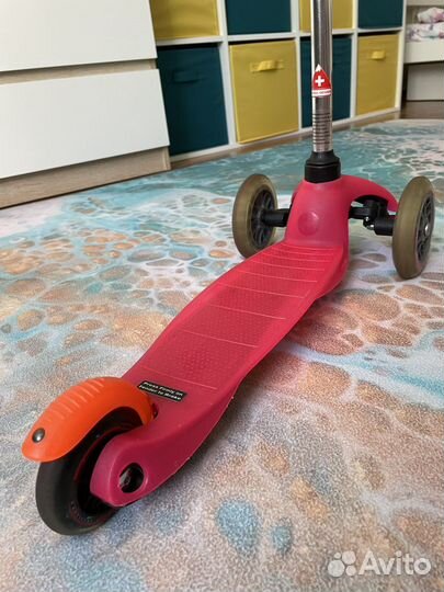 Трехколесный самокат