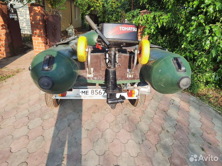 Лодка с мотором