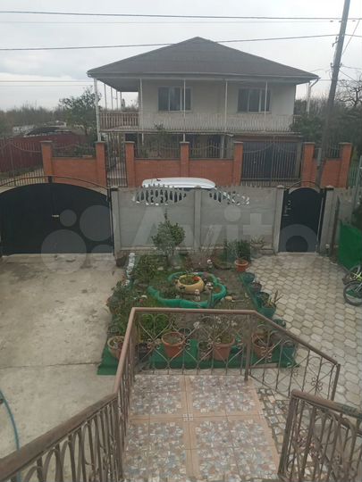 Дом 250 м² на участке 10 сот.