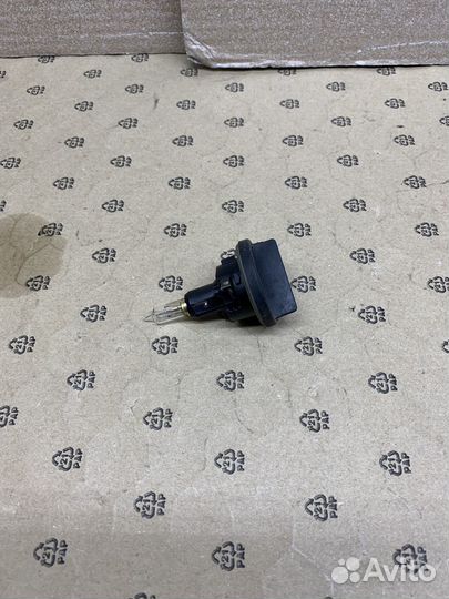 Патрон лампы указателя поворотов Opel Astra H