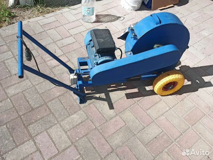 Измельчитель веток, щепорез, дробилка