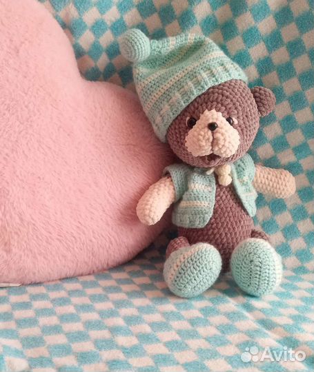Вязаный плюшевый мишка ручной работы