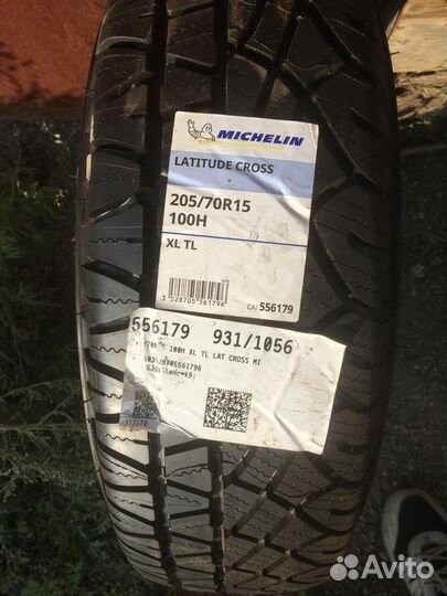 Michelin Latitude Cross 205/70 R15