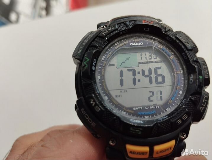 Часы, Casio Pro Trek PRG-240