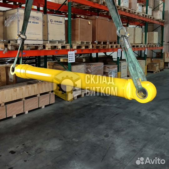 Гидроцилиндр стрелы Komatsu PC220LC-7