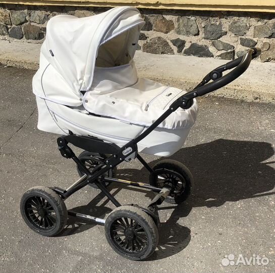 Emmaljunga city cross коляска+стул для кормления