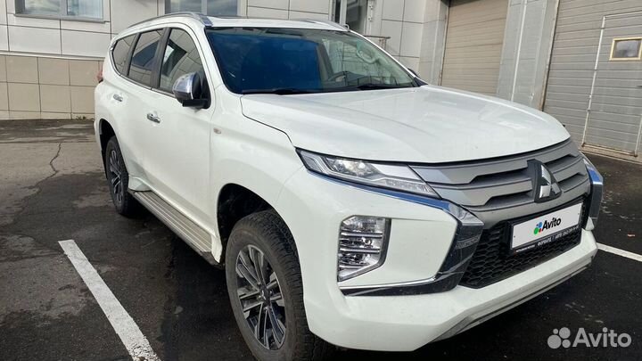 Mitsubishi Montero Sport, 2022