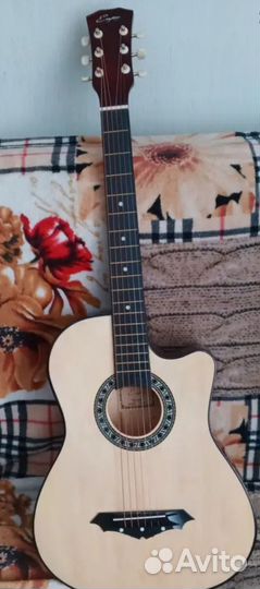 Гитара акустическая