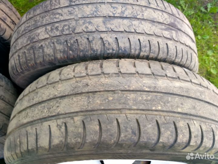 185 70 R14 с колпаками. Логан. Нексия. Ваз