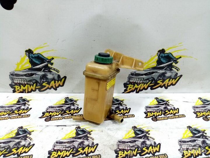 Бачок гидроусилителя Audi 80 cabrio NG 1993