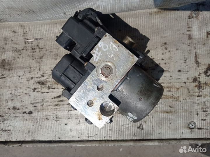 VW Passat B5 Блок ABS 8E0614111AB