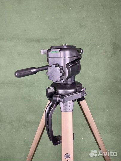 Штатив для камеры