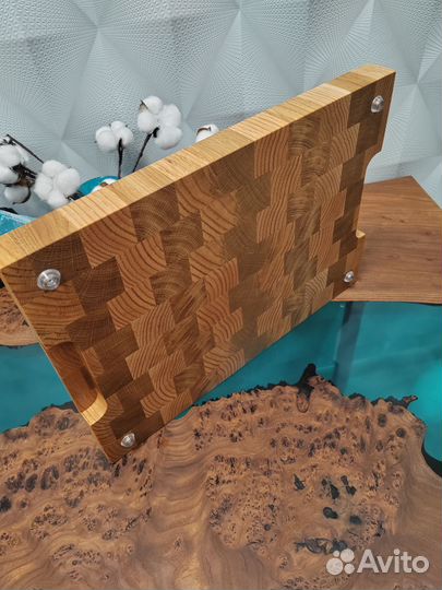 Торцевая разделочная доска из дуба