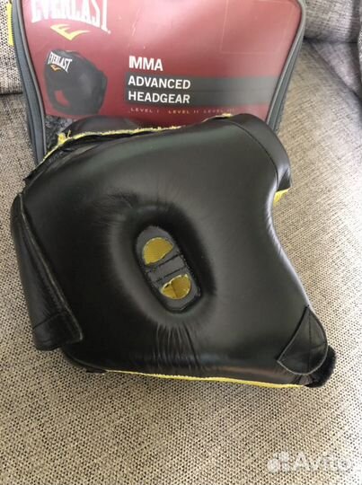 Детский шлем защитный для боевых видов спорта