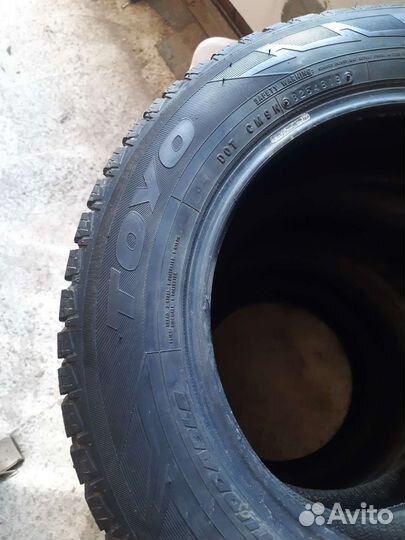 Toyo Observe Ice-Freezer 195/65 R15