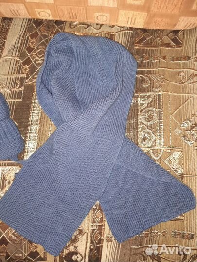 Зимняя шапка с шарфом детская