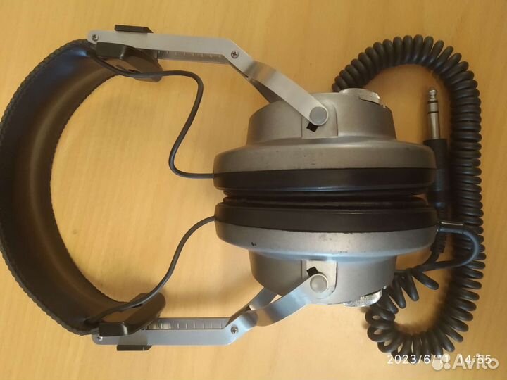 Динамические наушники sony DR-S7