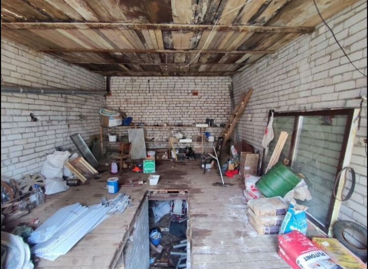 Гараж, > 30 м²
