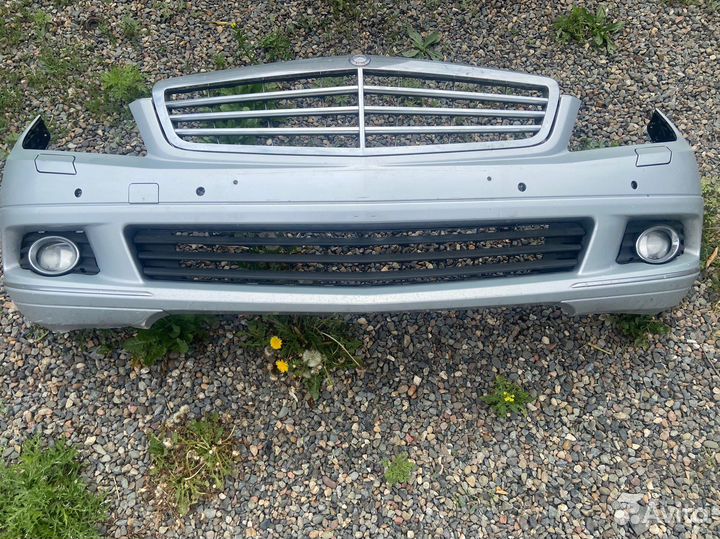Бампер передний от mercedes w204 оригинальный