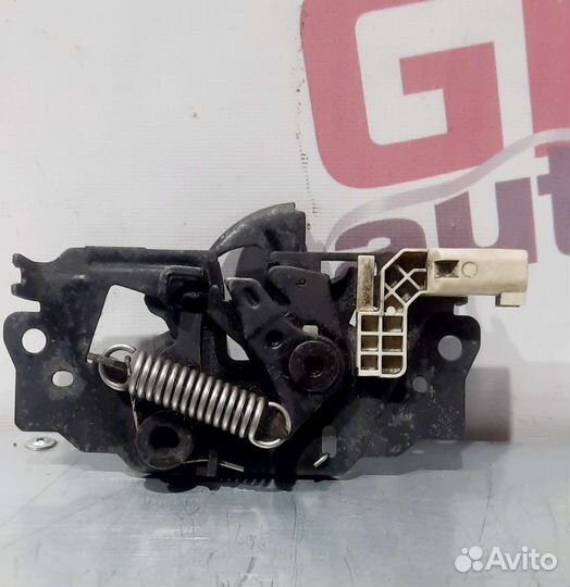 Замок капота Форд Фокус 3