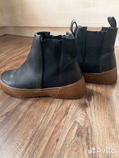 Сапожки женские