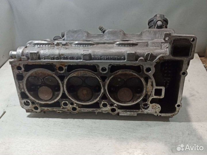 Головка блока цилиндров левая Mercedes-Bens