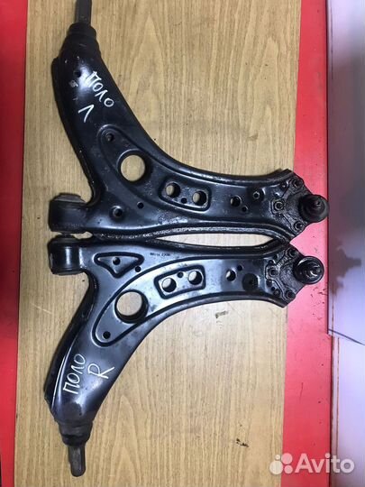 Рычаг передний Skoda Fabia 2005