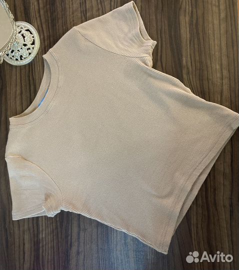 Футболка женская укороченная кроп топ 42