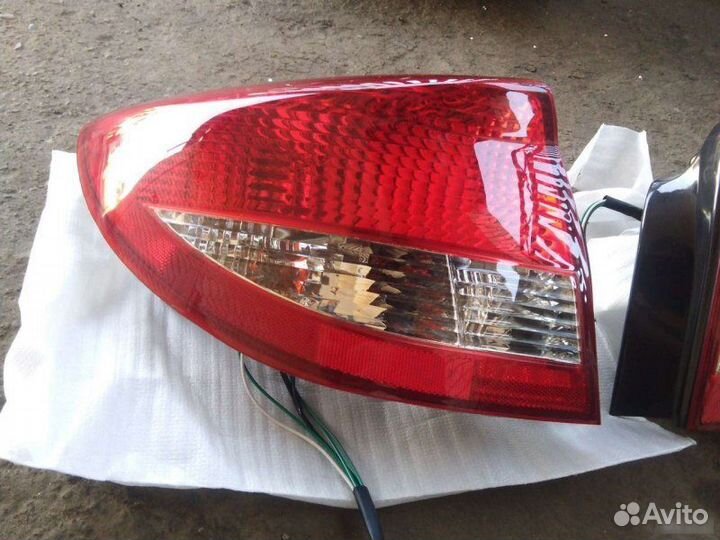 Фонарь Kia Rio