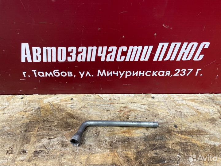 Ключ балонный LADA Vesta