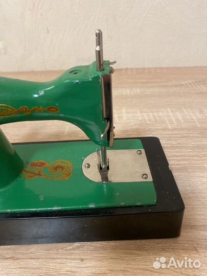 Детская швейная машина СССР