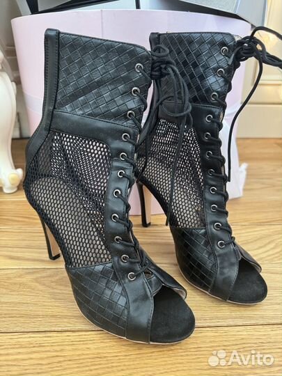 Обувь для танцев high heels