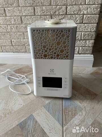 Увлажнитель Electrolux ehu 3715d