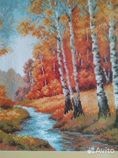 Картина вышитая крестом. 