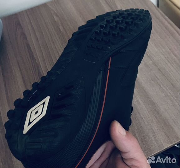 Кроссовки мужские 41 размер