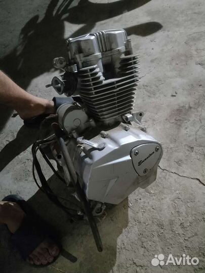 Двигатель мото вертикал 200