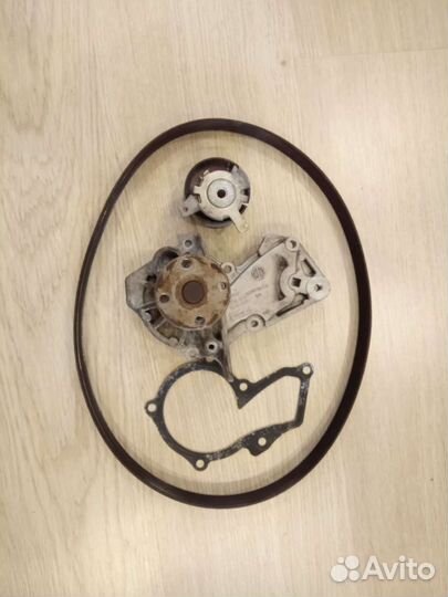 Помпа форд еко спорт 2016 б/у