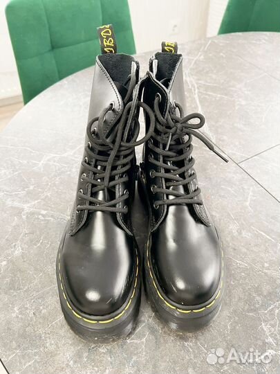 Ботинки женские мартинсы